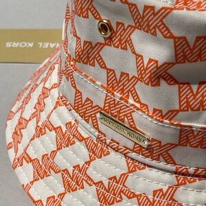(new+tag) Michael Kors bucket hat MK monogram orange cream one size fits all OS
